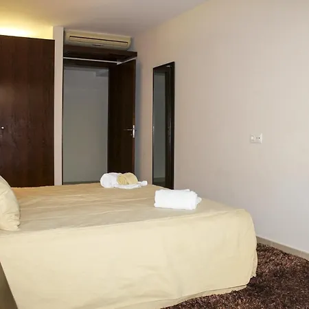 Herdade Dos Salgados,t3 8d-0b, Lagoas Apartamento *