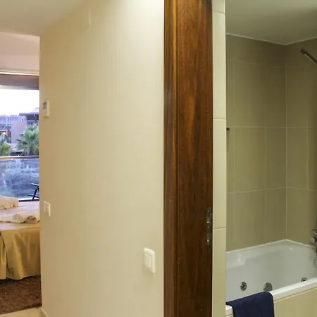 Herdade Dos Salgados,t3 8d-0b, Lagoas Apartment